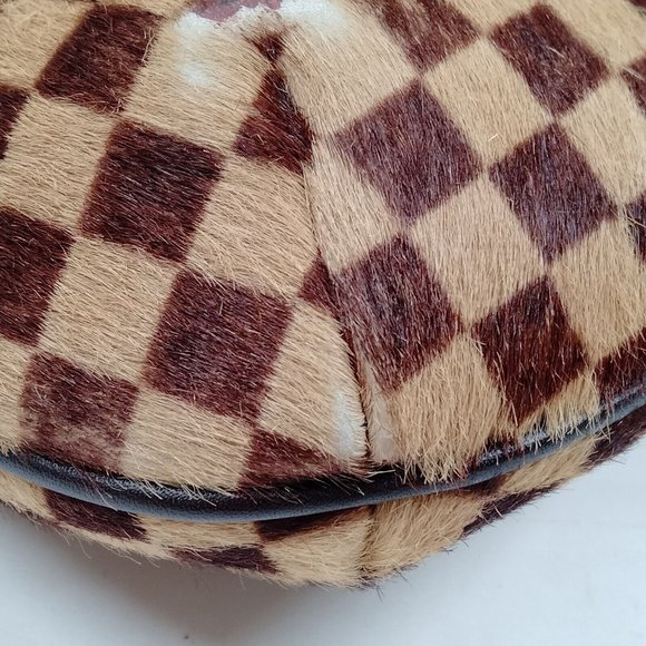 ❌❌❌SOLD❌❌❌Auth Louis Vuitton Tigre Damier Sauvage Pony Hair Pouchette Handbag - Picture 5 of 9
